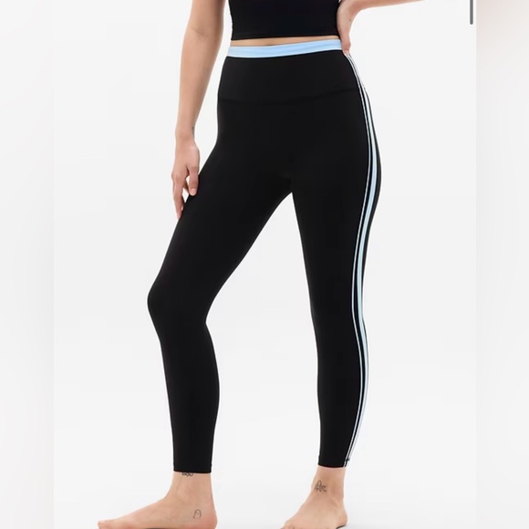 Athleta Pants - Athleta Elation Sport Stripe 7/8 Legging